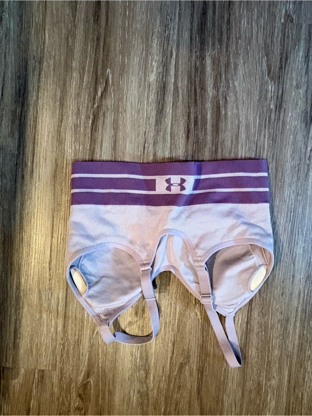 Bundle
Under Armour Black&Purple Sports Bra with Branded White Strap Detail - Picture 4 of 4